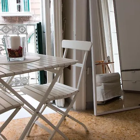 Couette-café Cirillo 65 Naples