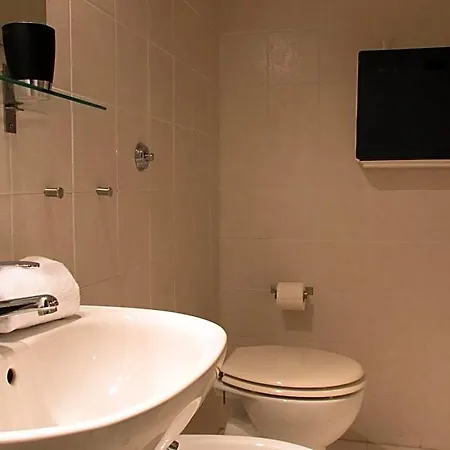 Cirillo 65 Bed & Breakfast 4*